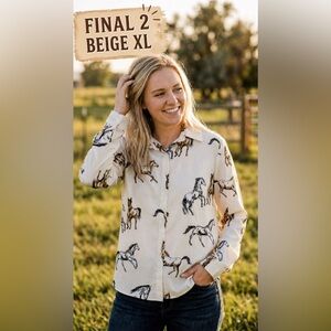 Horse Blouse, Western Business Fashion, Cowgirl Shirt Button Up Beige XL